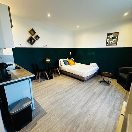 Btobed - Location Professionnelle - 2 Studios Confort - Proche Parc Des Expos Et Stade De France Ле Бурже Екстериор снимка